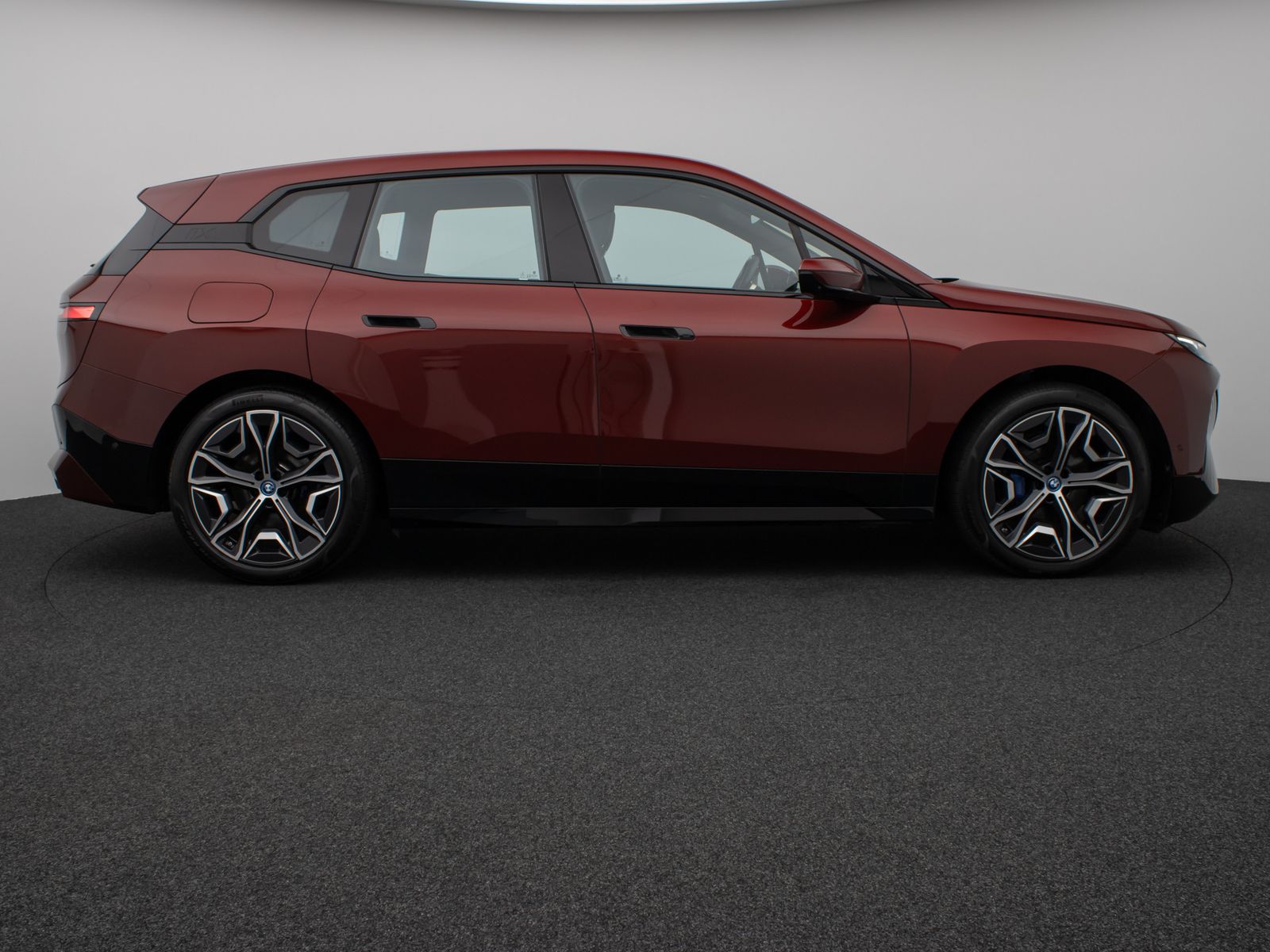 Fahrzeugabbildung BMW iX xD40 360° DAB H/K ACC Komfort Sport 22Zoll
