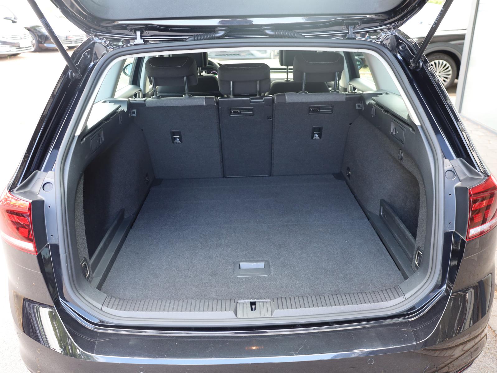 Volkswagen Passat 2.0 TSI Business*DAB*Kamera*18", миниатюра 12