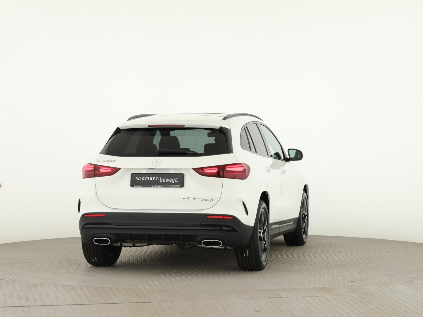 Mercedes-Benz GLA *AMG*RückKamera*Panodach*Keyless*WinterP, миниатюра 2