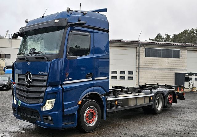 Mercedes-Benz Actros 2545 BDF 2xTank Retarder Digital