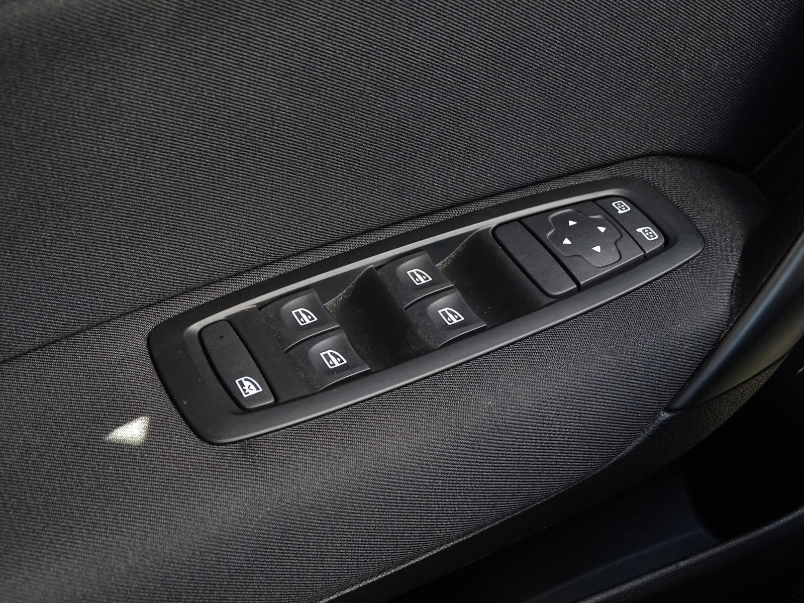Renault Megane IV 1.3 TCe 115 Zen LED Navi Android Apple, миниатюра 25