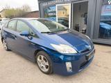 Toyota Prius 1.8-l-VVT-i Executive - blaue Toyota Prius