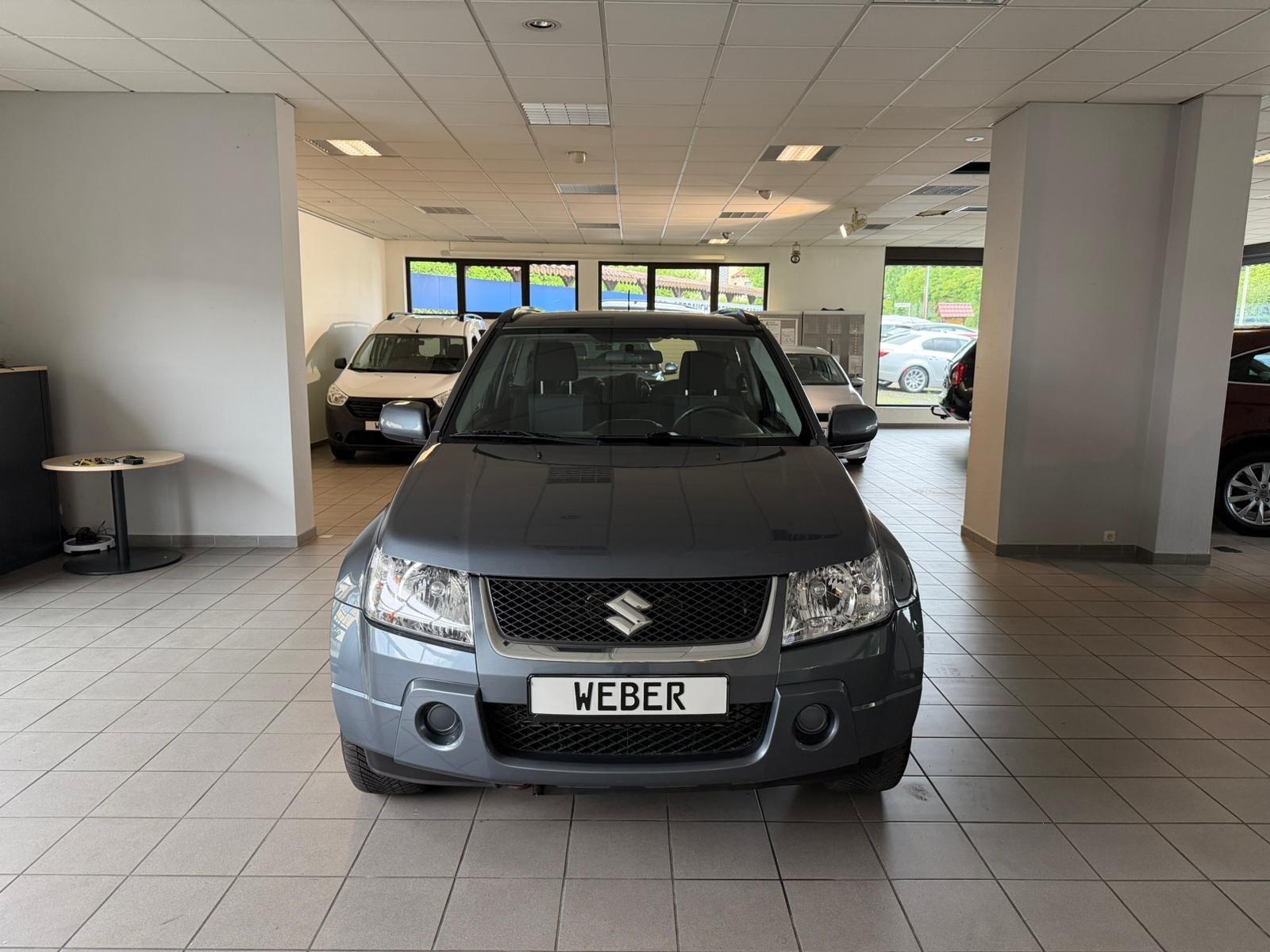 SUZUKI GRAND VITARA 1.9 DDIS 129CH - 4X4 - BVM - VOLANT EN CUIR - ATTELAGE