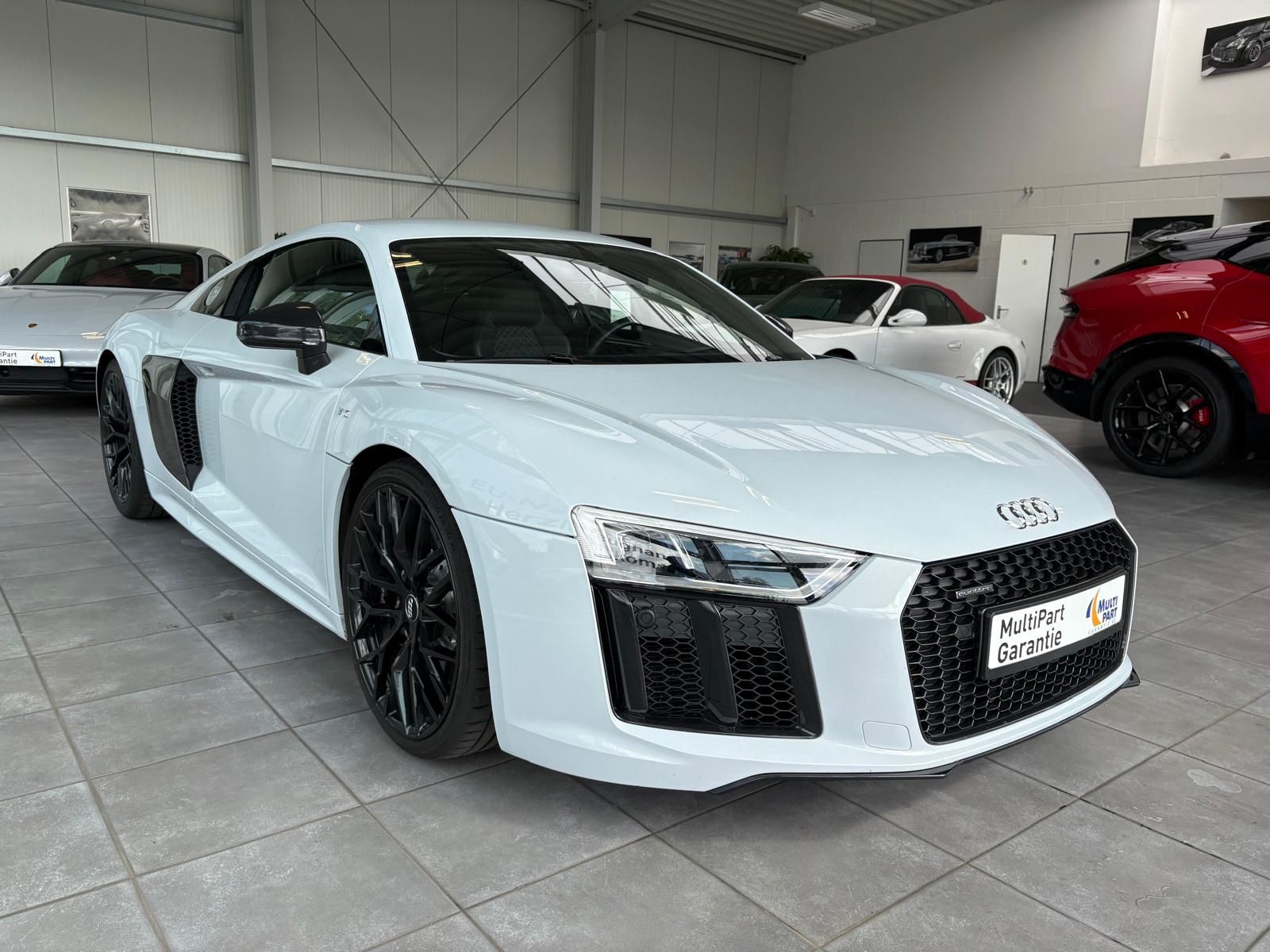 Fahrzeugabbildung Audi R8 Coupe 5.2 FSI quattro/erst 19800 km