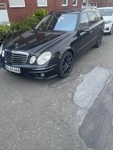Mercedes-Benz E 320 CDI T AVANTGARDE  Sport Paket AMG Vollaus - Mercedes-Benz E 320: T Cdi