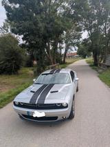 Dodge Challenger V6 mit NAP Klappenauspuff 