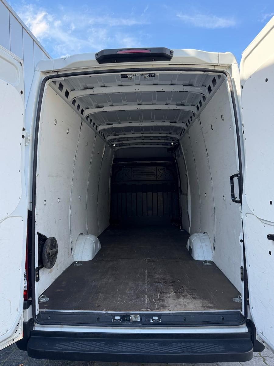 Iveco Daily 35S14 Automatik Klima 3-Sitzer Lang