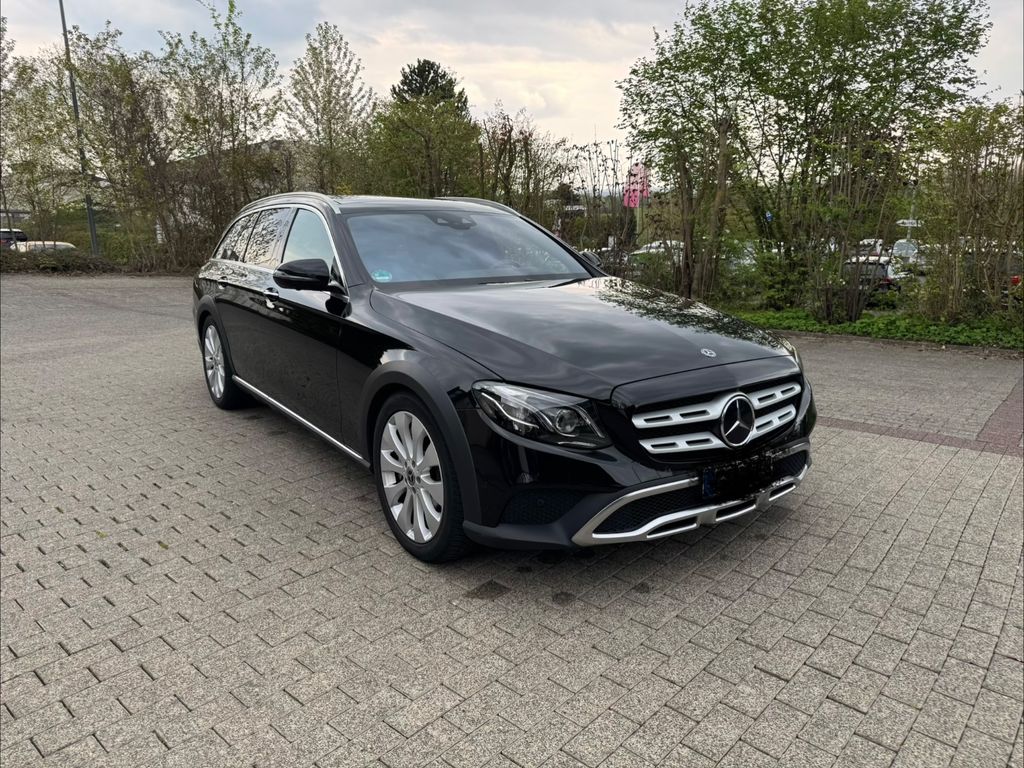 Mercedes-Benz E 400