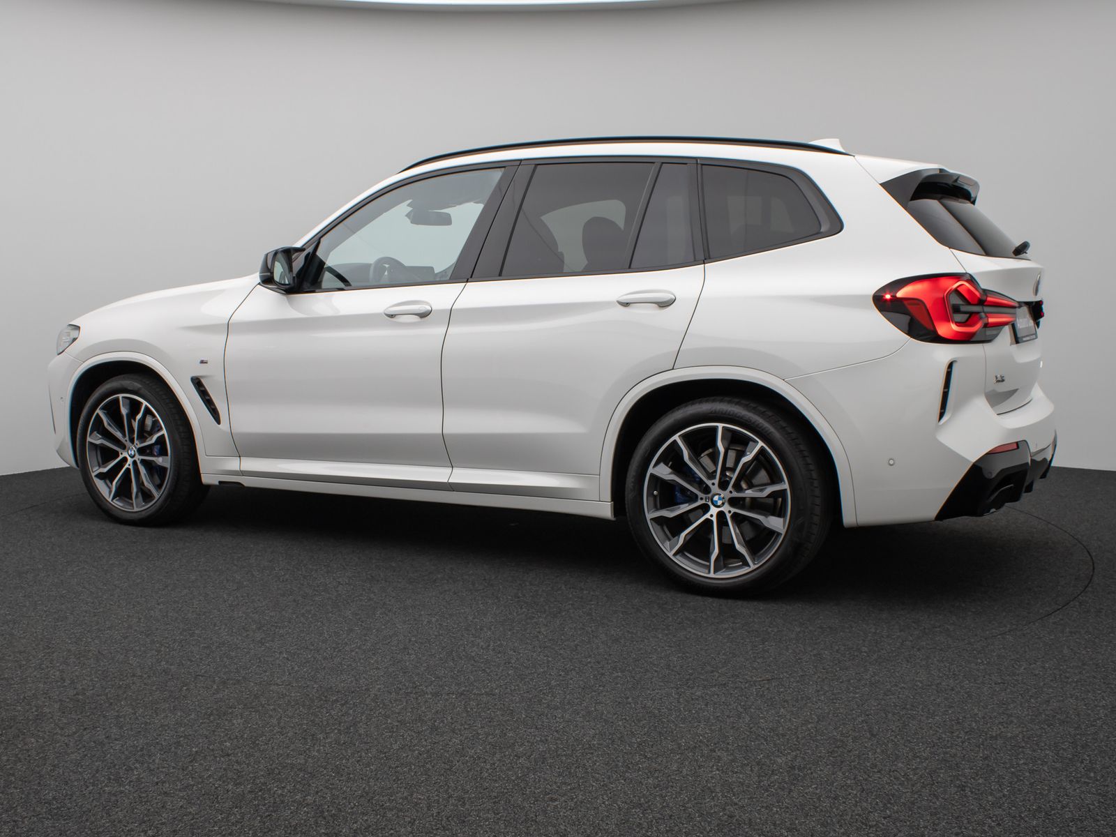 Fahrzeugabbildung BMW X3 M40i Panorama Kamera HUD DAB HiFi LED 20Zoll