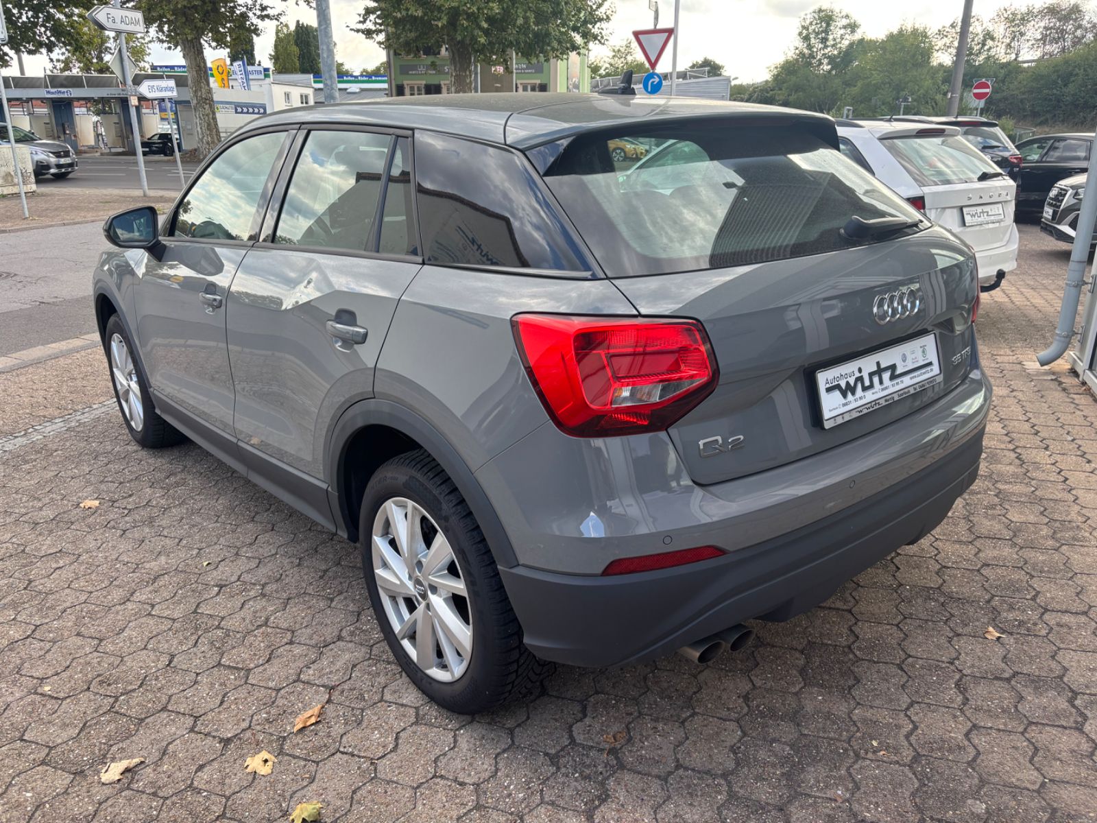 Fahrzeugabbildung Audi Q2 35 TFSI sport