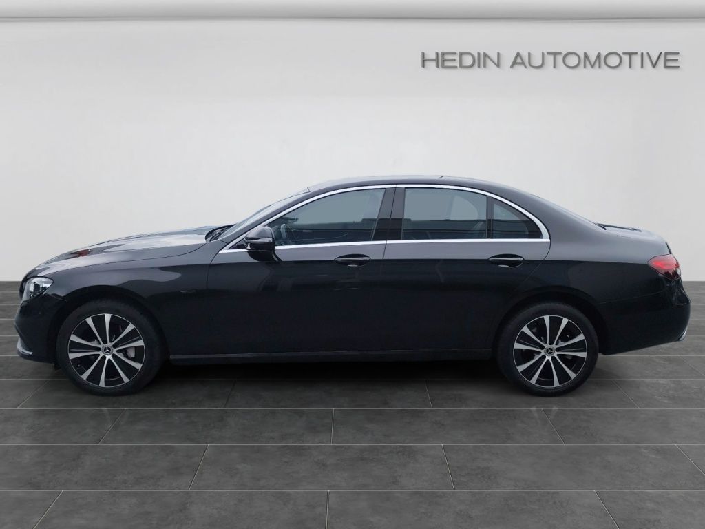 Mercedes-Benz E 300 de 4M Limousine AVANTGARDE|MBEAM|360°|DIST imagem 3