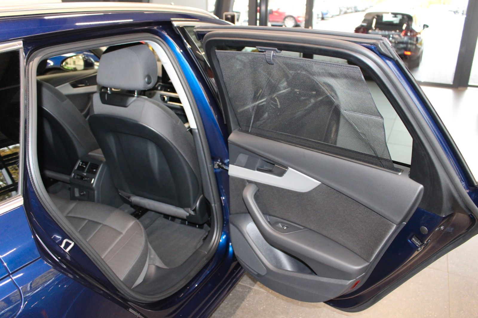 Fahrzeugabbildung Audi A4 40 TDI S tronic  Avant*Kamera*Navi*Ambiente.