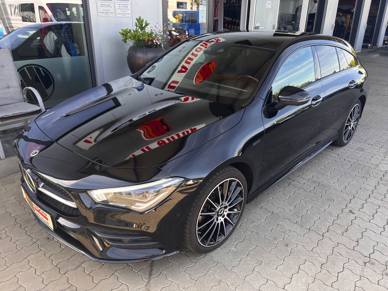 Fahrzeugabbildung Mercedes-Benz CLA Shooting Brake CLA 250 e AMG-Line