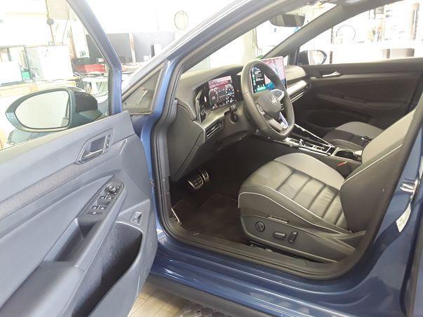 Volkswagen Golf VIII GTE 1.5 TSI DSG eHybrid PANO AHK, миниатюра 4