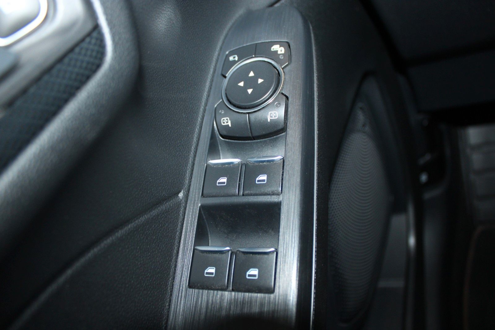 Fahrzeugabbildung Ford Kuga 2.5 PHEV ST-Line X LED B&O HUD ACC WinterP
