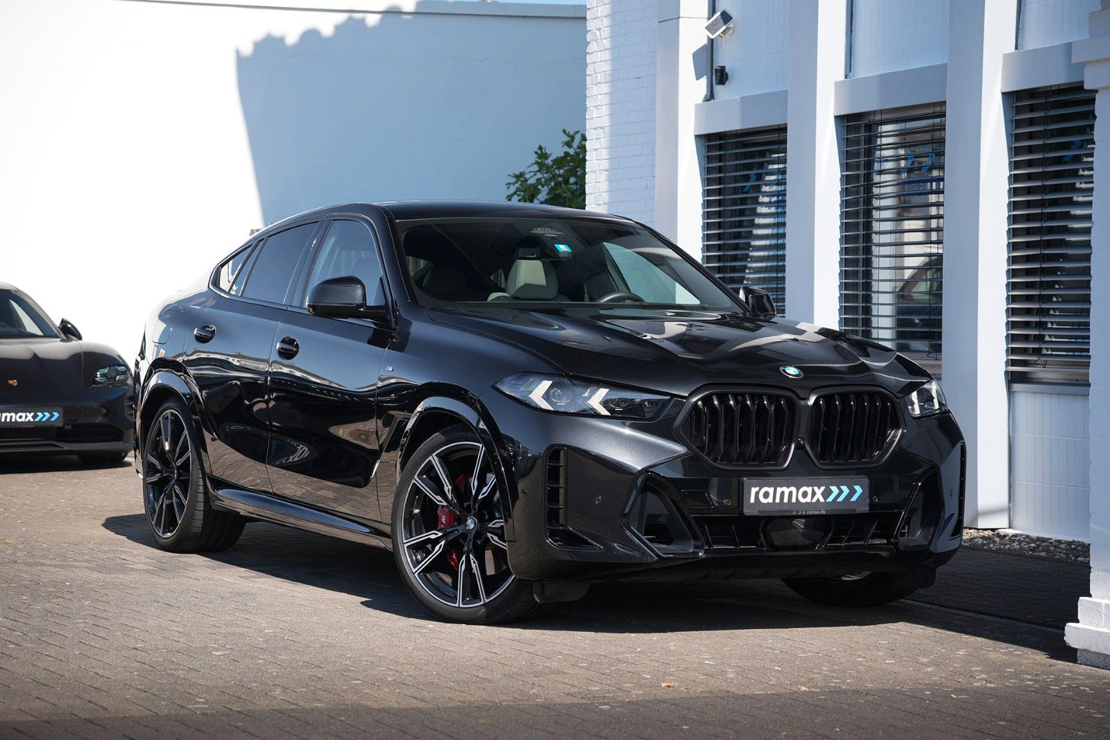 BMW X6 xDrive30d M SPORT PRO-LUFTF.-PANO-HUD-H K-22M foto 4
