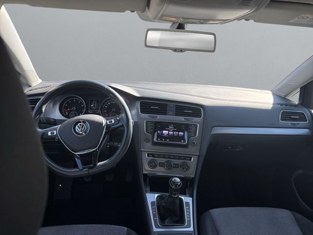 Golf VII Trendline BMT Navi Dyn. Kurvenlicht Spe