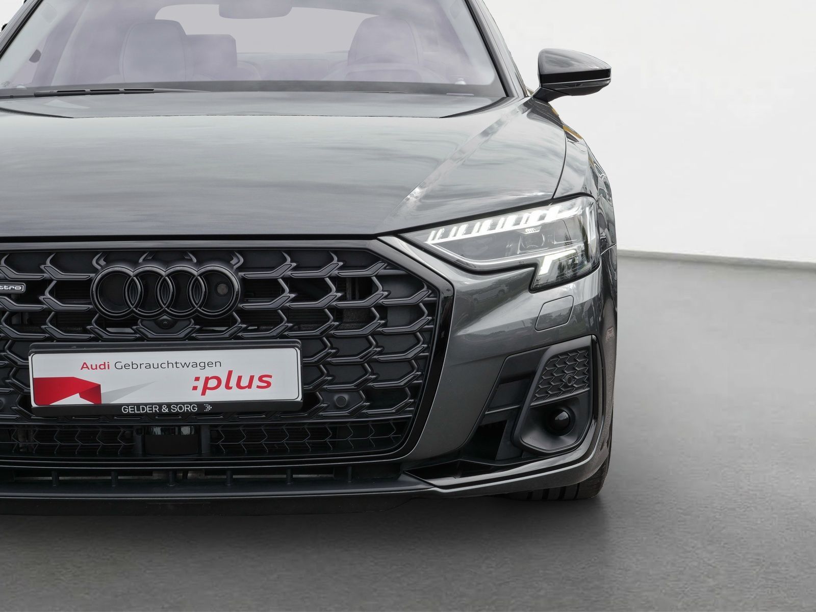 Audi A8 - Bild 13