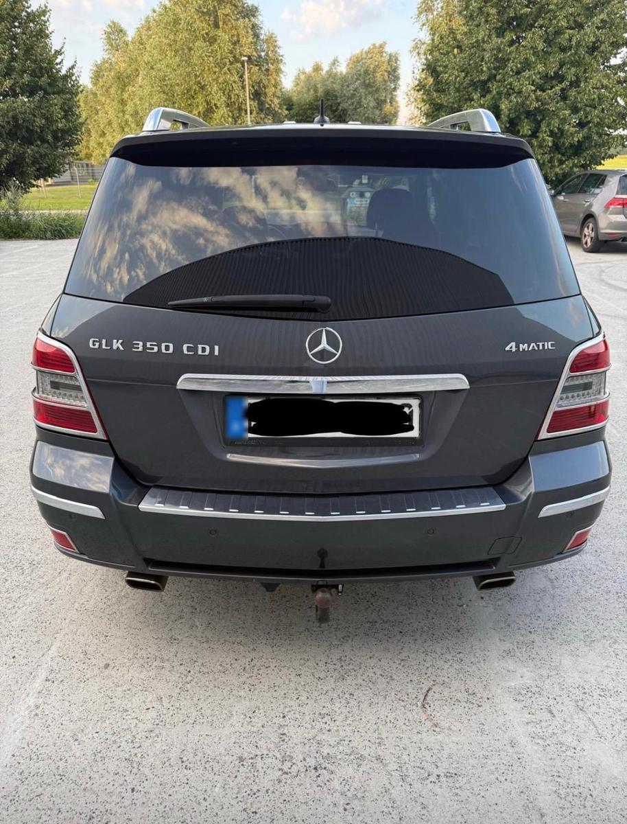 Mercedes-Benz GLK350 2009 — rear view