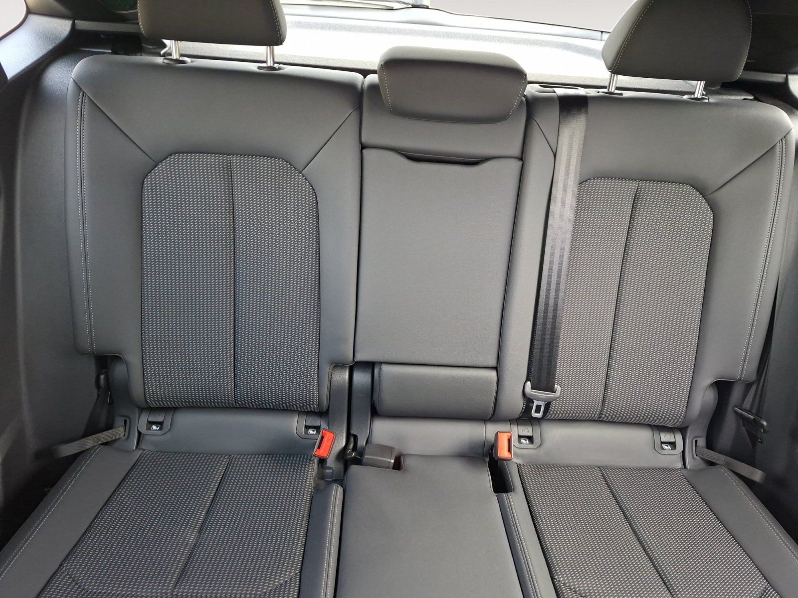 Audi Q3 Sportback 45 TFSI e AHK S-Line RFK CarPlay foto 9