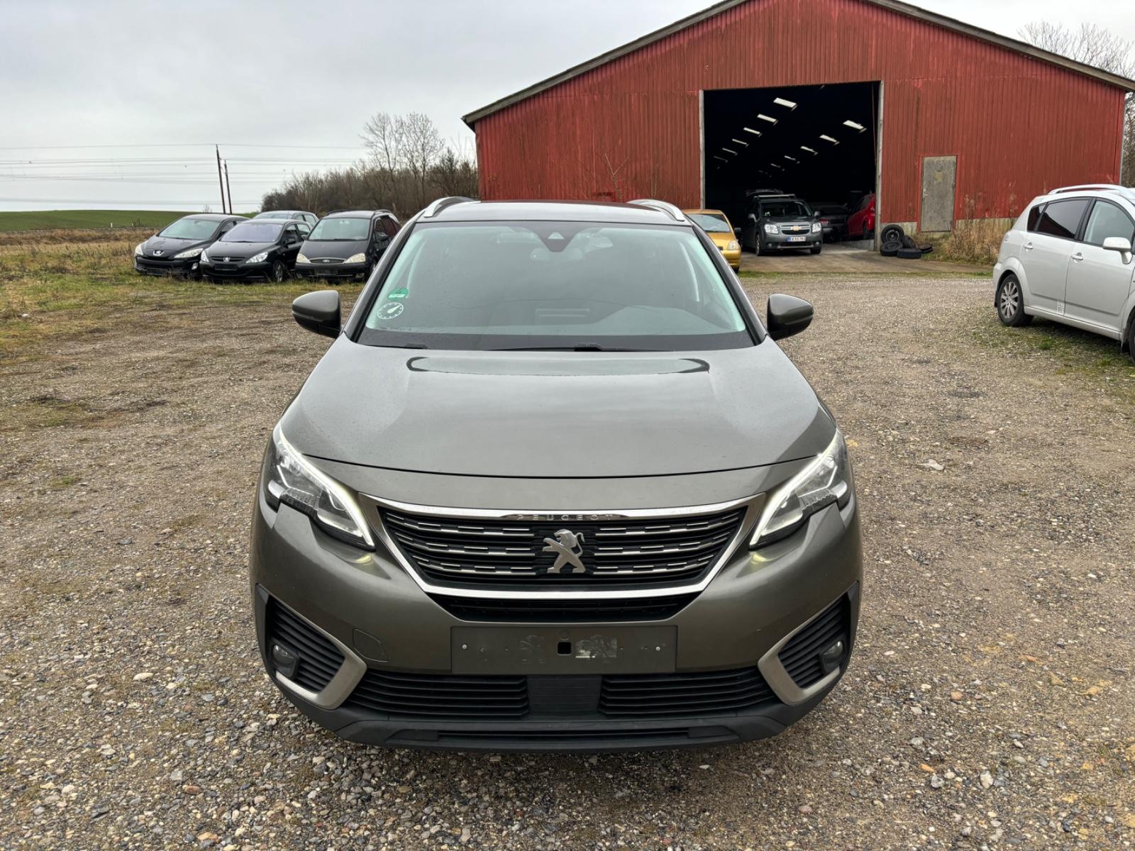 Peugeot 5008 Active