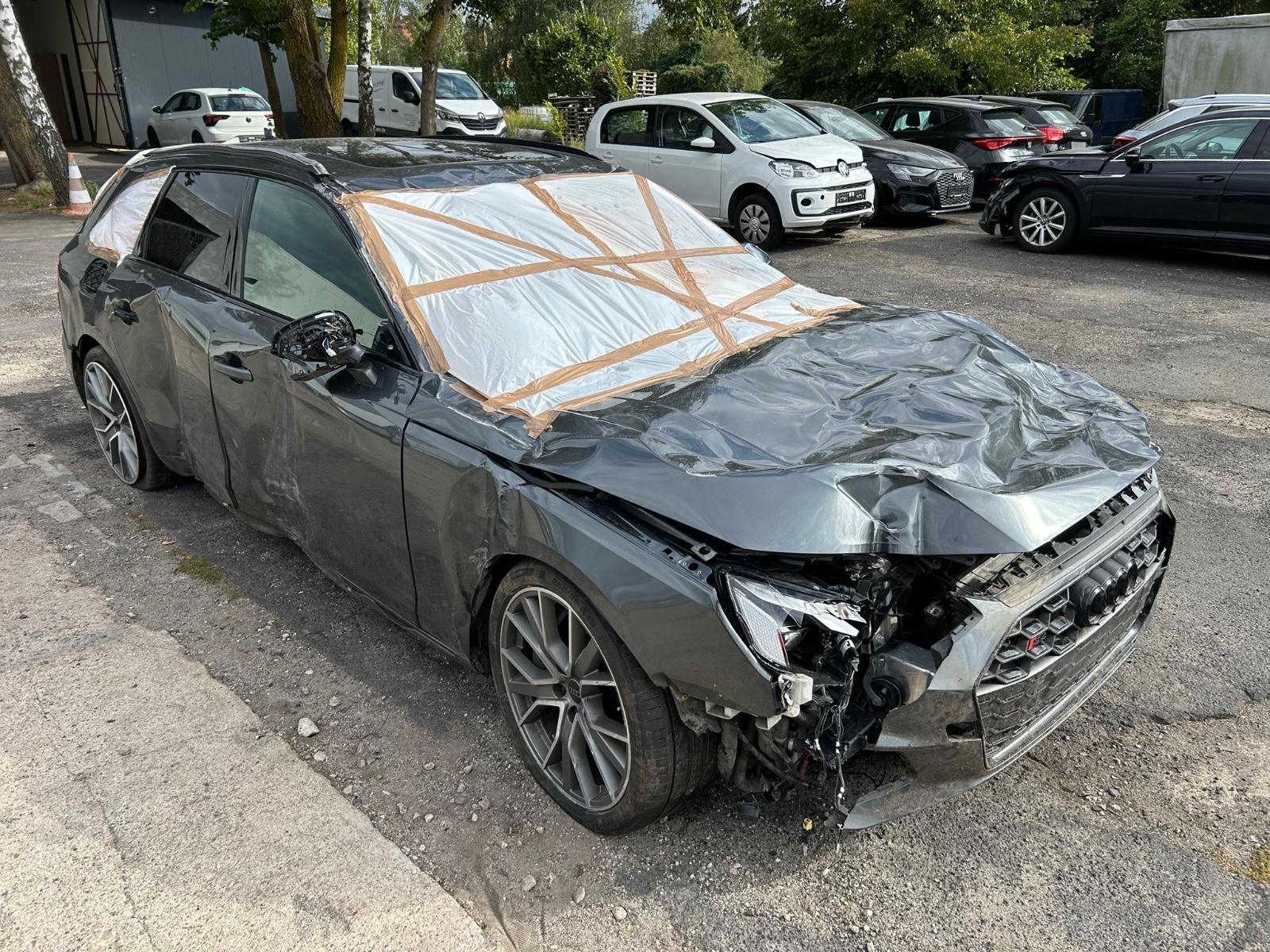 Audi S4 Avant 3.0 TDI quattro Aktive Auspuff , Karman