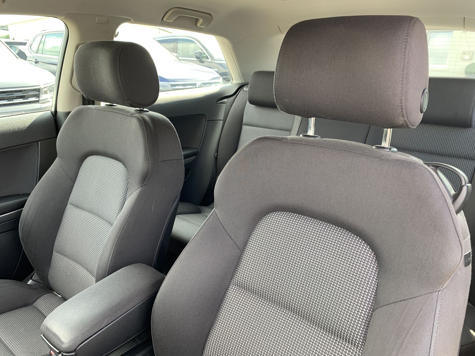 Fahrzeugabbildung Audi A3 2.0 TDI*Ambition*BI-Xenon*PDC*SHZ*MFL*Navi*