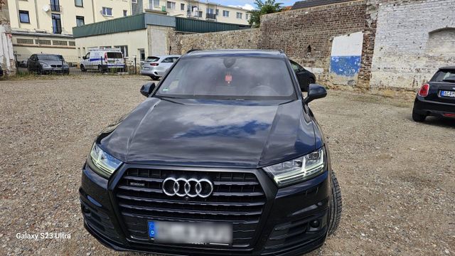 Audi Q7 2019 3x SSS line