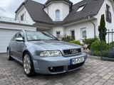 Audi RS4 2.7 quattro -