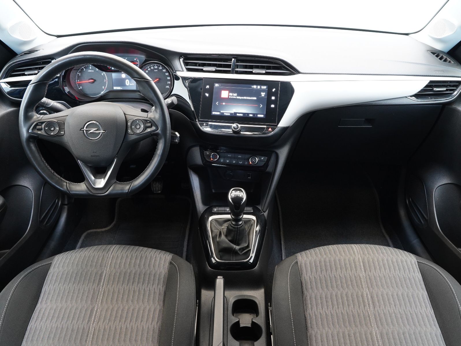 Fahrzeugabbildung Opel Corsa F 1.2 Turbo Edition DAB/LED/PDC/KAMERA/SHZ
