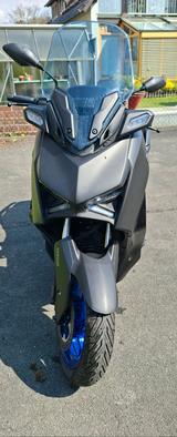 Yamaha XMAX 300 icon black