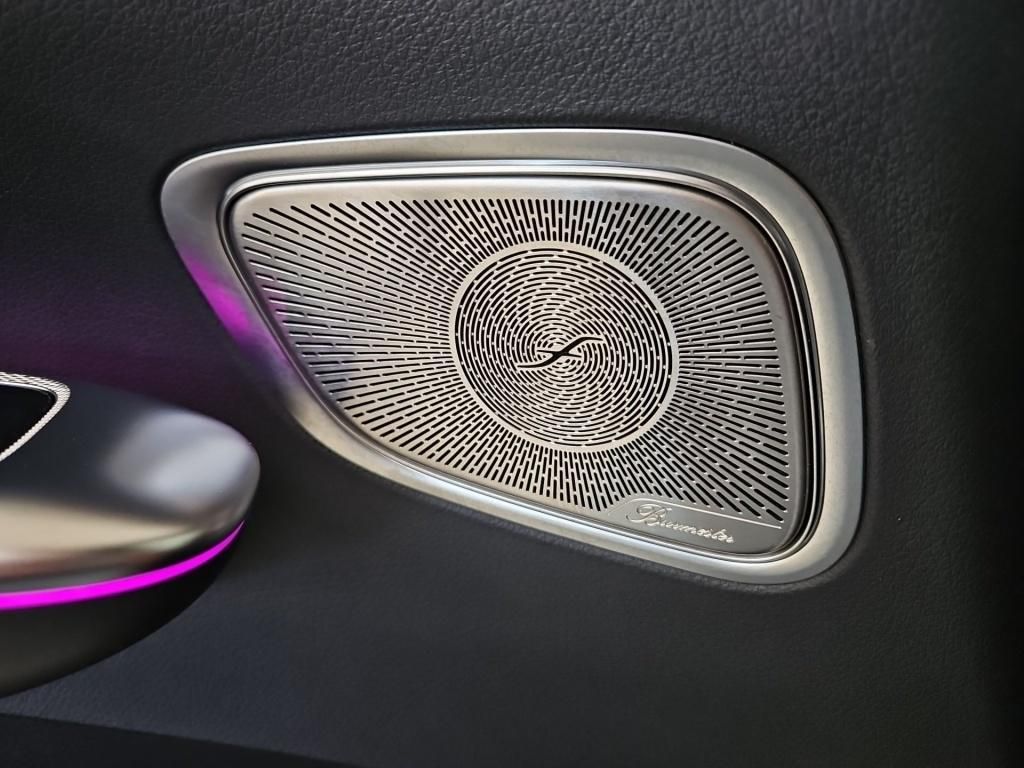 Fahrzeugabbildung Mercedes-Benz GLC 300 4M AMG AHK ACC Pano Memo HUD LED Burm.