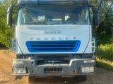 Iveco Trakker 8x4 - Kehrmaschine