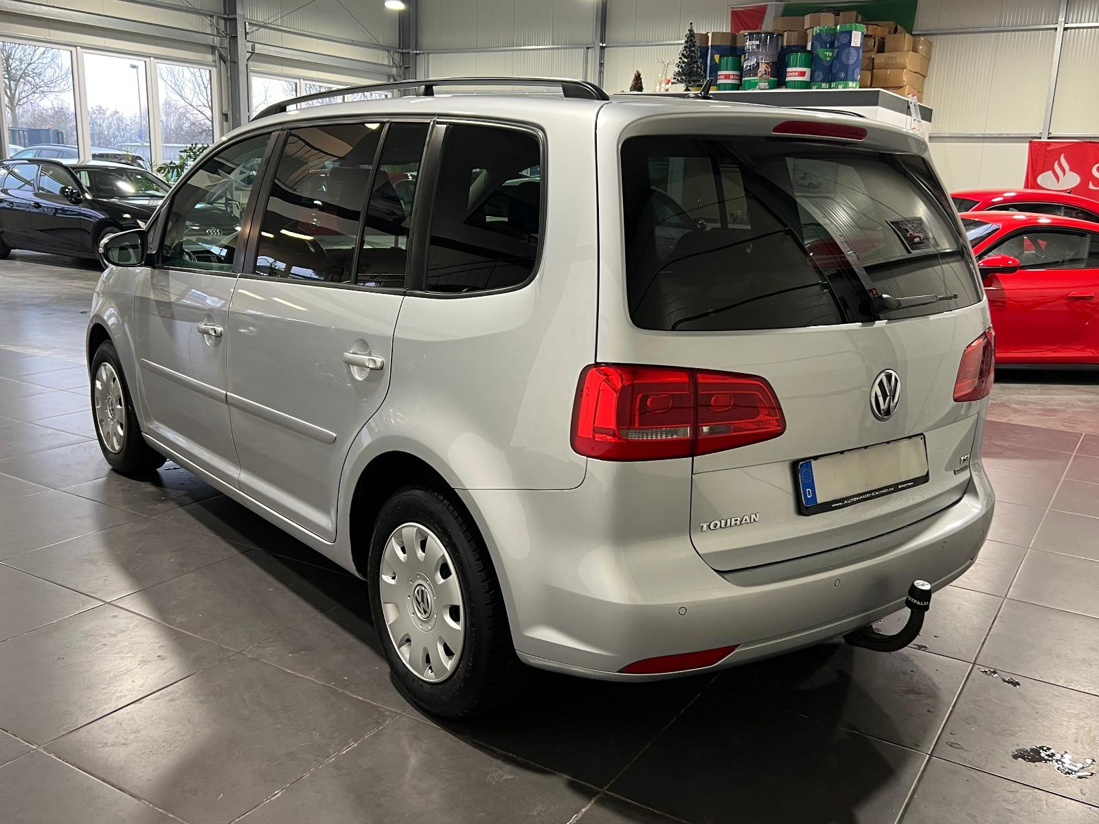 Volkswagen Touran 1.2 TSI **Klima*AHK*SHZ*PDC*Tempomat**