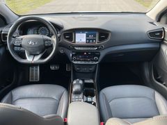 Fahrzeugabbildung Hyundai IONIQ Elektro Premium *Kamera*Totwinkel*ACC*LED*