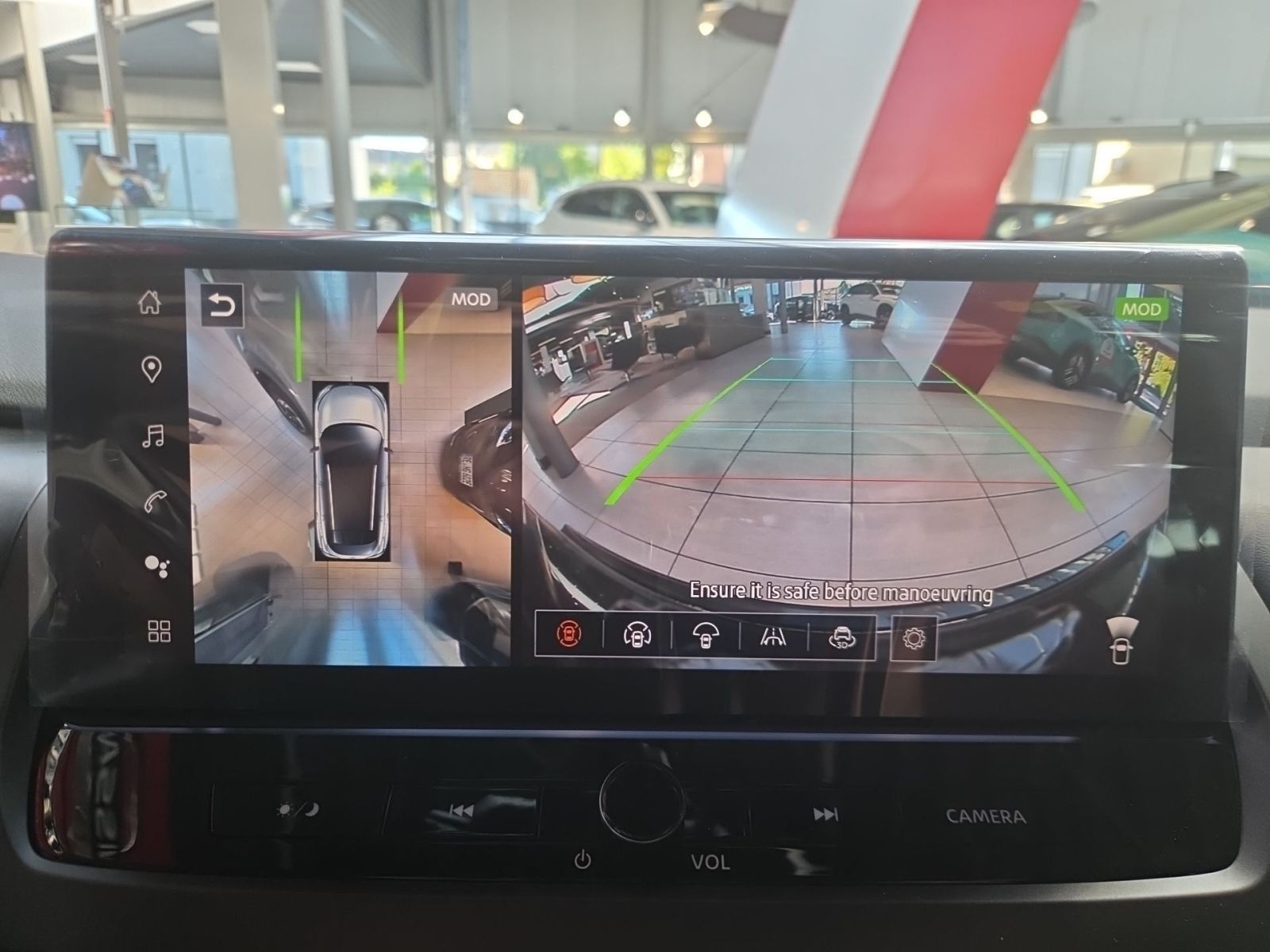 Fahrzeugabbildung Nissan Qashqai 1.3 DIG-T MHEV N-Connecta Schalter *NAVI