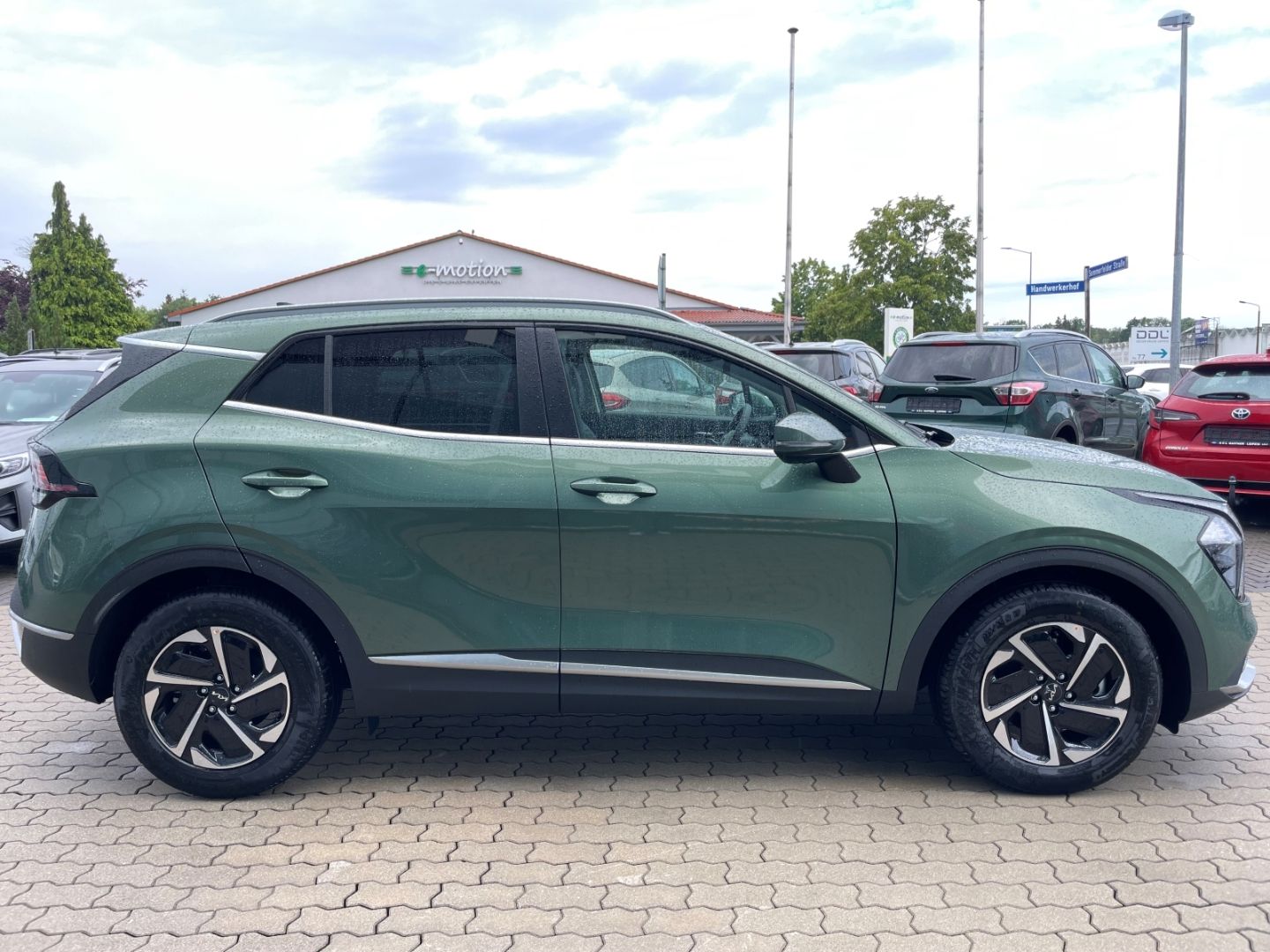Fahrzeugabbildung Kia Sportage Vision Mild-Hybrid LED Kamera Tempomat