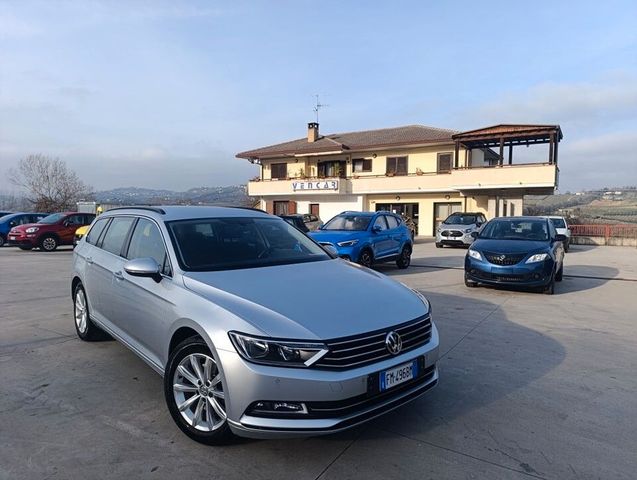 Volkswagen Passat Variant 1.6 TDI Trendline Blue