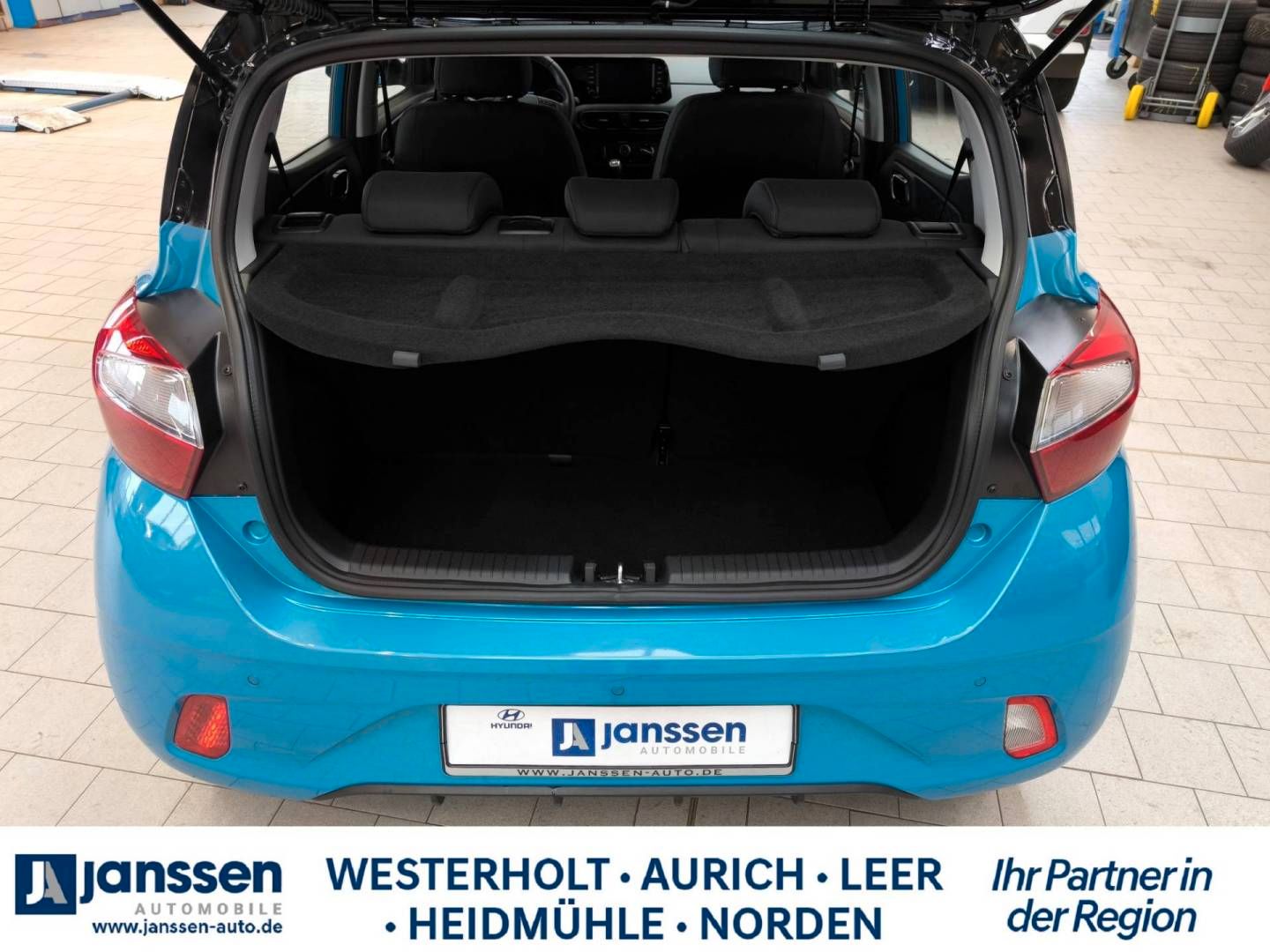 Fahrzeugabbildung Hyundai i10 Trend Navipaket, Dach-Lackierung
