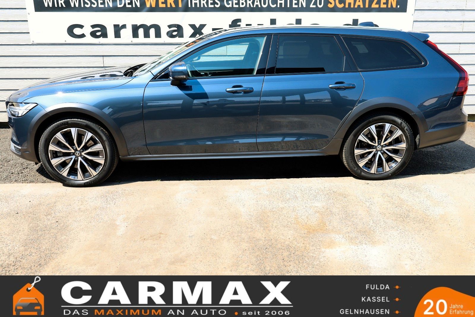 Fahrzeugabbildung Volvo V90 CC Ultimate AWD PanDach,HUD,ACC,Harman/K,AHK