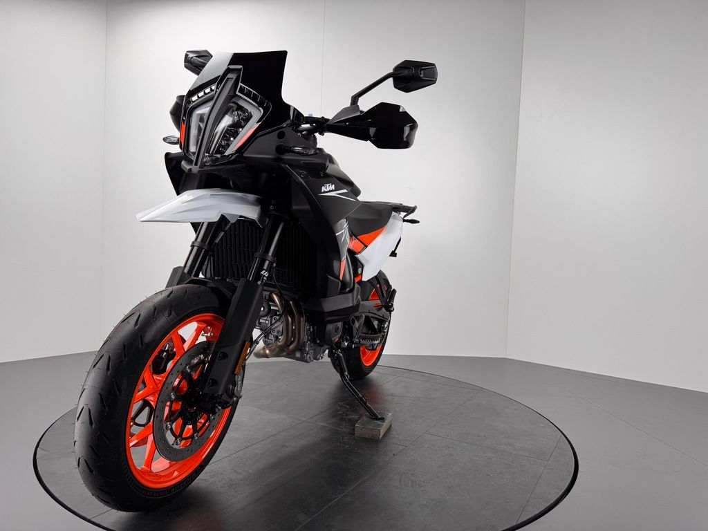 Fahrzeugabbildung KTM 890 SMT *NEUFAHRZEUG *0KM