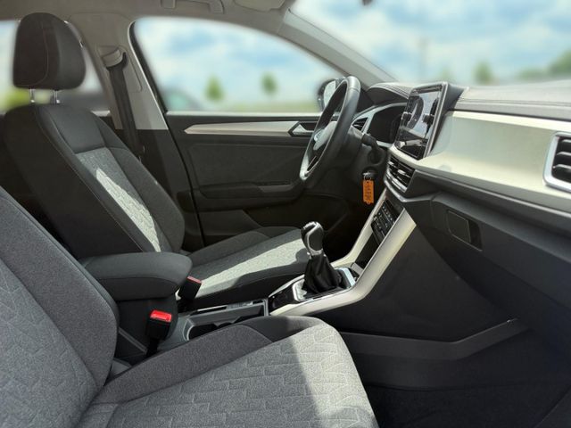 T-Roc Move 1.0 TSI Navi Apple CarPlay Rear View