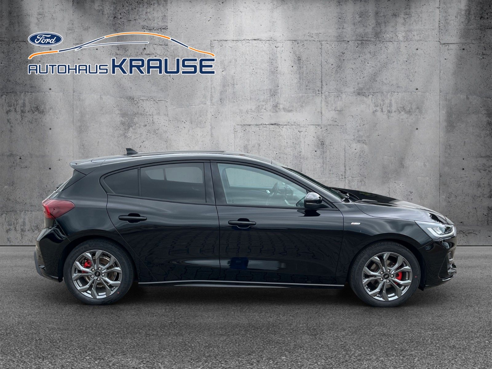 Fahrzeugabbildung Ford Focus Lim. ST-Line