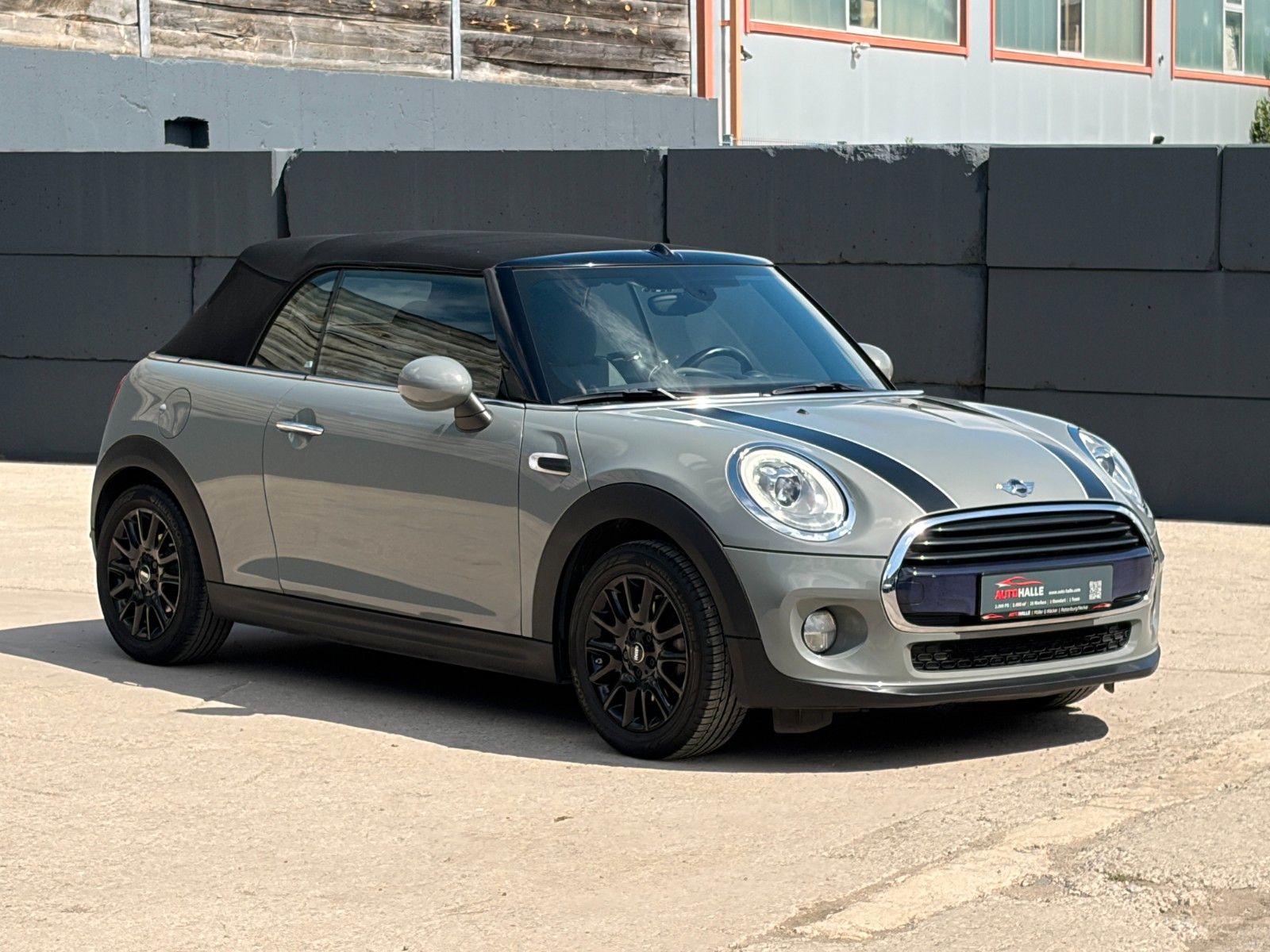 Fahrzeugabbildung MINI Cooper Cabrio Chili Tempomat LED PDC BT SHZ