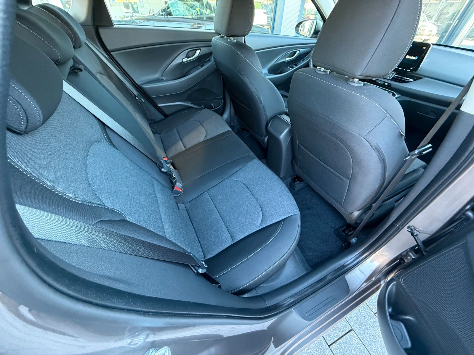 Fahrzeugabbildung Hyundai i30 Trend Mild-Hybrid,Navi,Sitzh.Kamera v+h