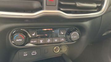 Fotografie des Nissan Juke 1.0 DIG-T DCT Komfort Paket