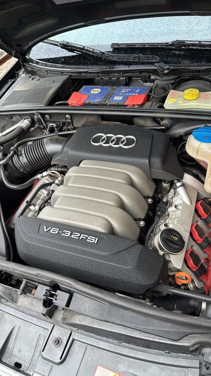 Audi Quattro 2005 — photo 11