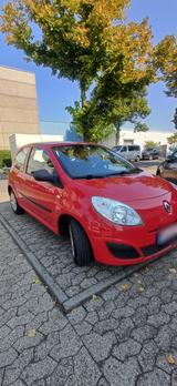Renault Gebrauchtwagen Renault Twingo (2010) zu ve... - Renault Twingo mit Anhängerkupplung