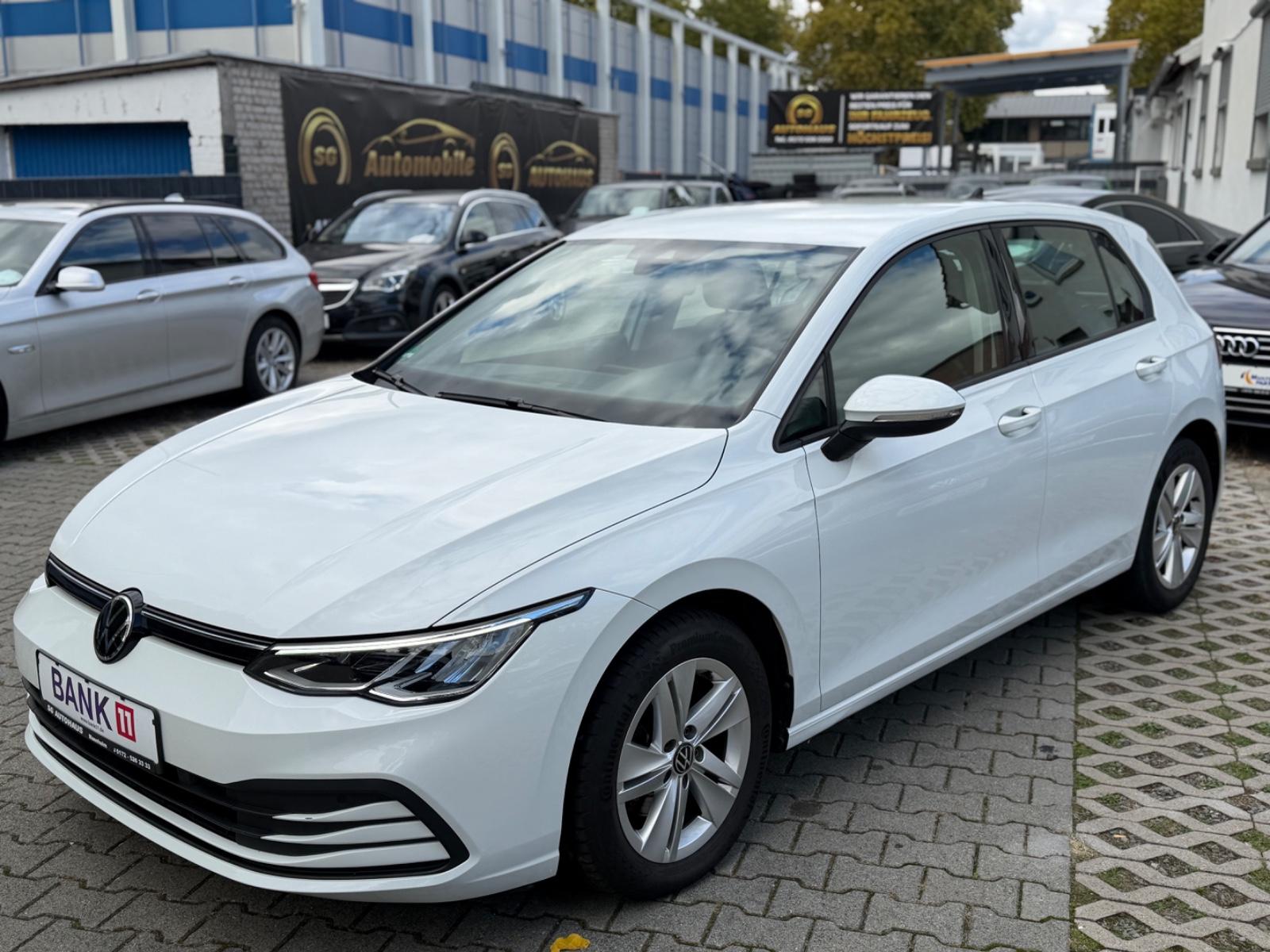 Volkswagen Golf VIII Life DSG*Kam*ACC*Navi*SHZ