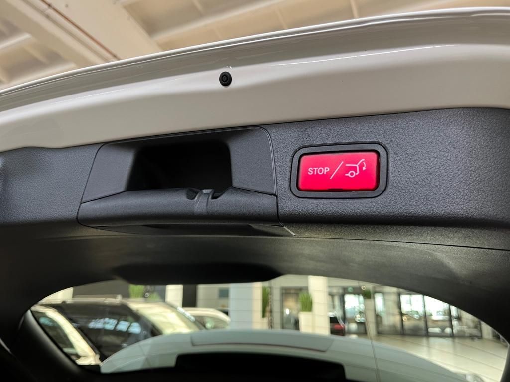 Fahrzeugabbildung Mercedes-Benz B 180 Style MBUX Kamera Totw. PTS DAB Sitzhzg.